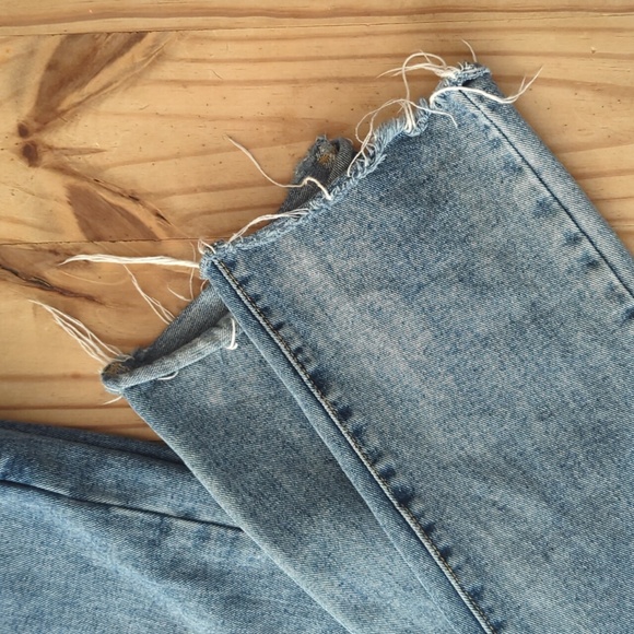Pretty Little Thing tall blue wash denim frayed jeans size 8 - Picture 9 of 9